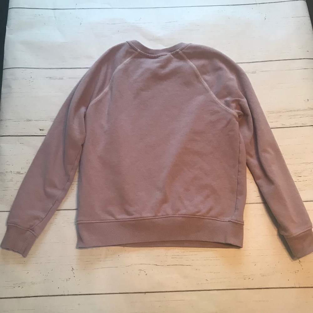Fila crewneck lavender sweatshirt small. - Picture 4 of 4